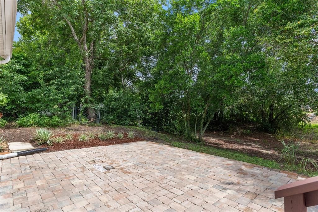 Active With Contract: $210,000 (2 beds, 2 baths, 1740 Square Feet)