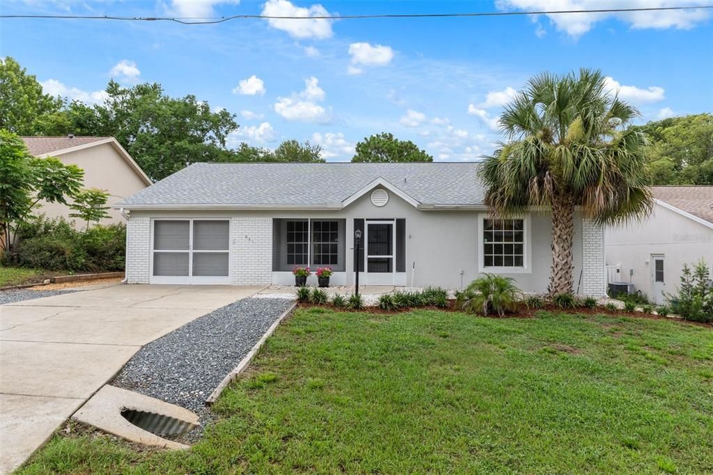 Active With Contract: $210,000 (2 beds, 2 baths, 1740 Square Feet)