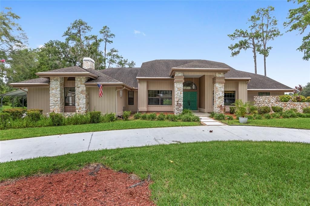 Recently Sold: $930,000 (4 beds, 3 baths, 3982 Square Feet)