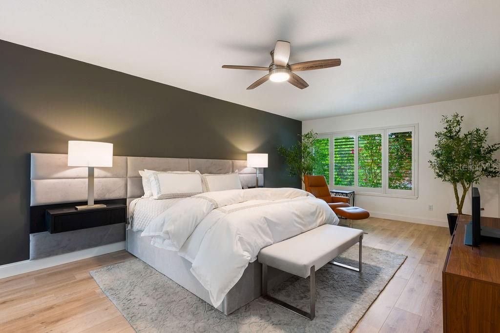 待售: $1,095,000 (3 贝兹, 2 浴室, 2590 平方英尺)