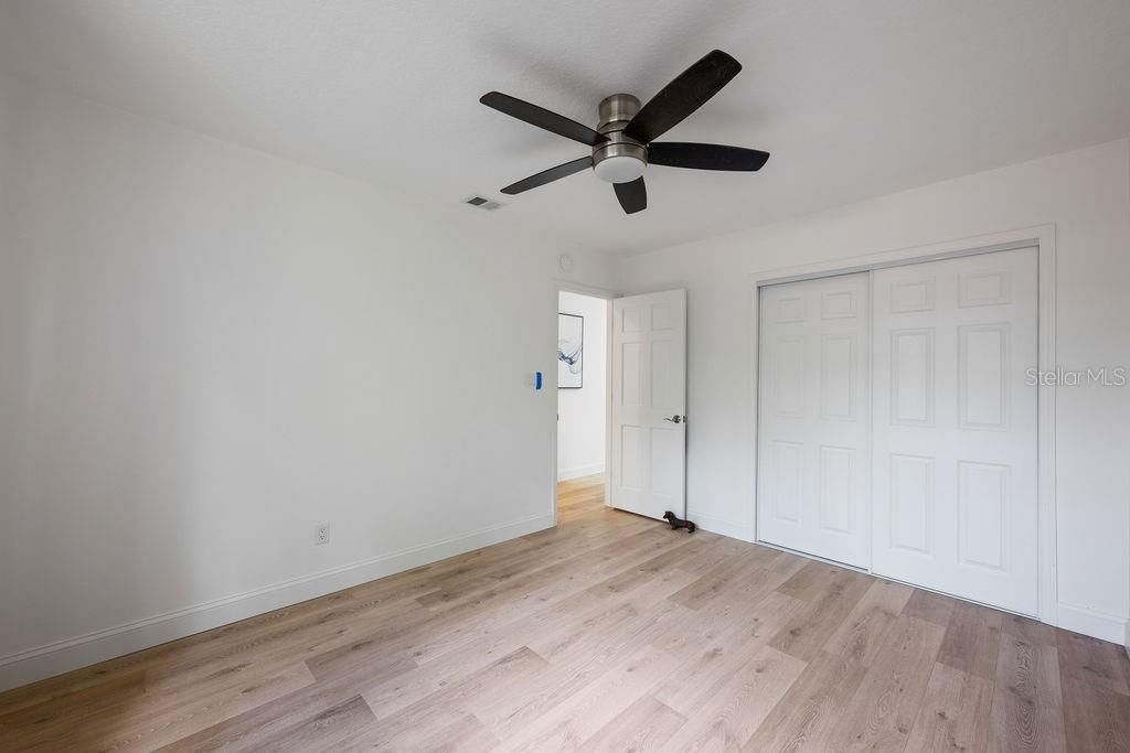 待售: $1,095,000 (3 贝兹, 2 浴室, 2590 平方英尺)