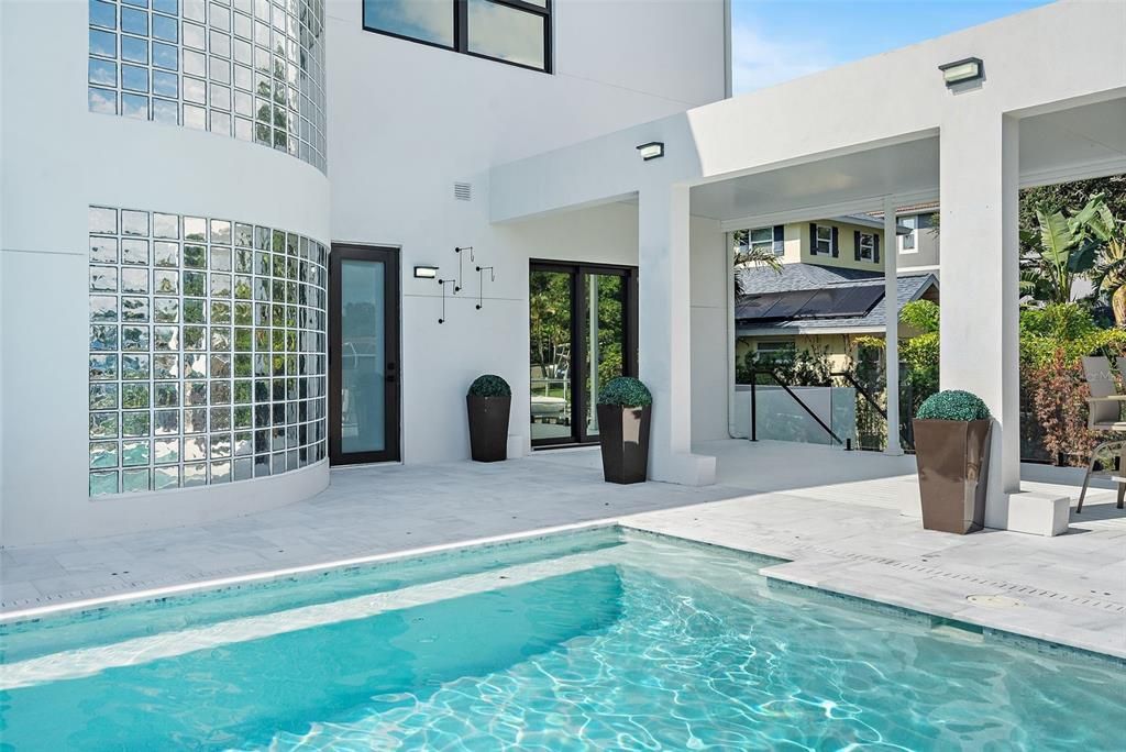 待售: $2,999,000 (4 贝兹, 4 浴室, 3960 平方英尺)