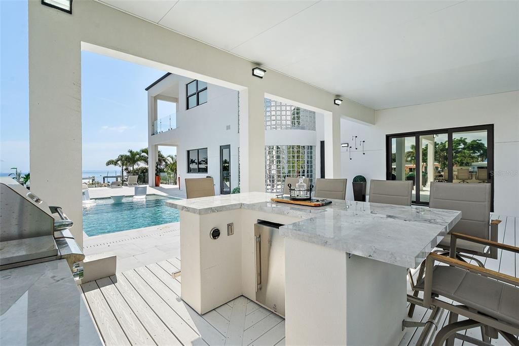 待售: $2,999,000 (4 贝兹, 4 浴室, 3960 平方英尺)