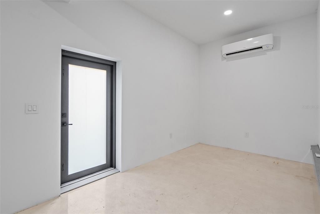 待售: $2,999,000 (4 贝兹, 4 浴室, 3960 平方英尺)