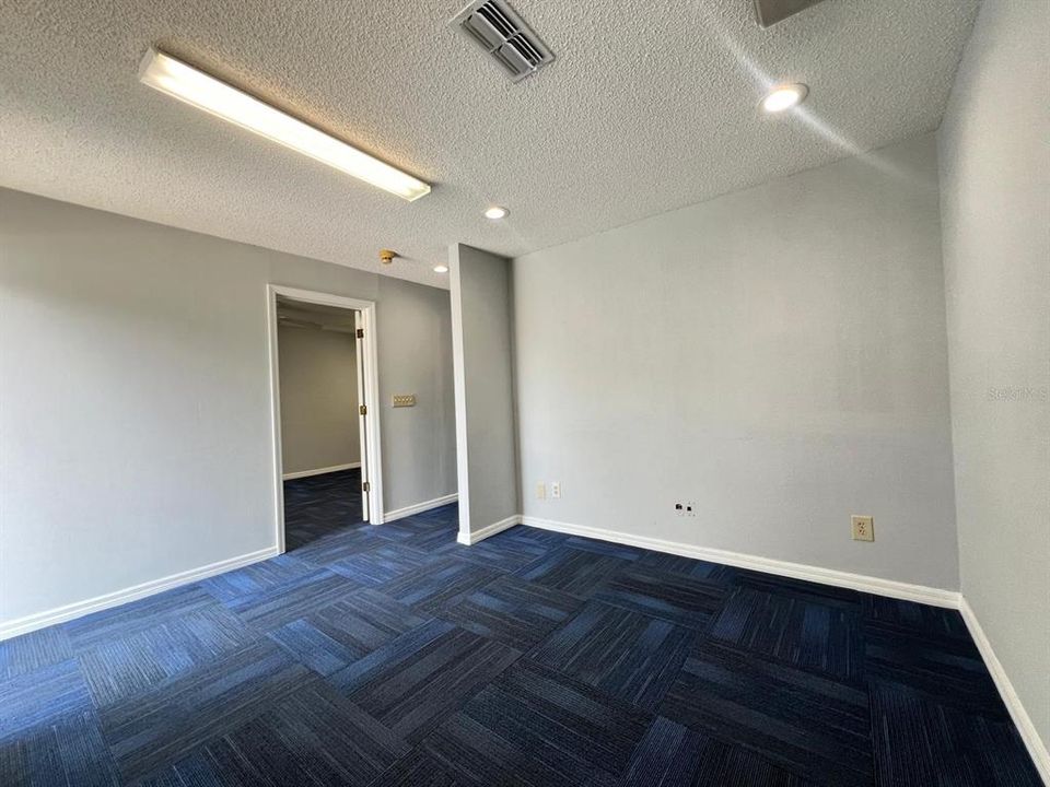 待售: $21,600 (0 贝兹, 0 浴室, 1320 平方英尺)