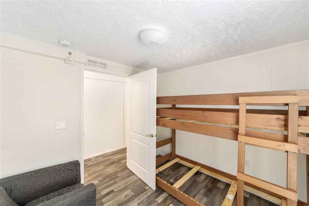 En Venta: $122,900 (3 camas, 2 baños, 952 Pies cuadrados)