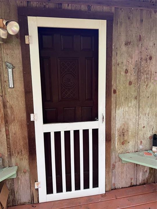 Active With Contract: $159,000 (2 beds, 1 baths, 756 Square Feet)