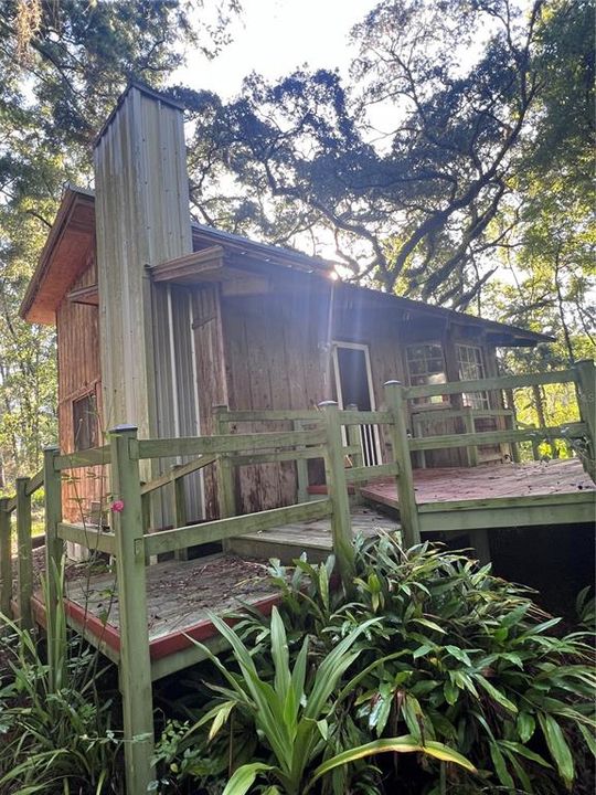 Active With Contract: $159,000 (2 beds, 1 baths, 756 Square Feet)