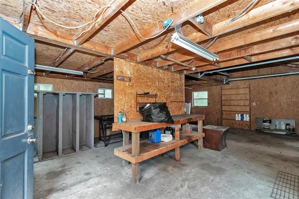 For Sale: $399,900 (6 beds, 4 baths, 2478 Square Feet)