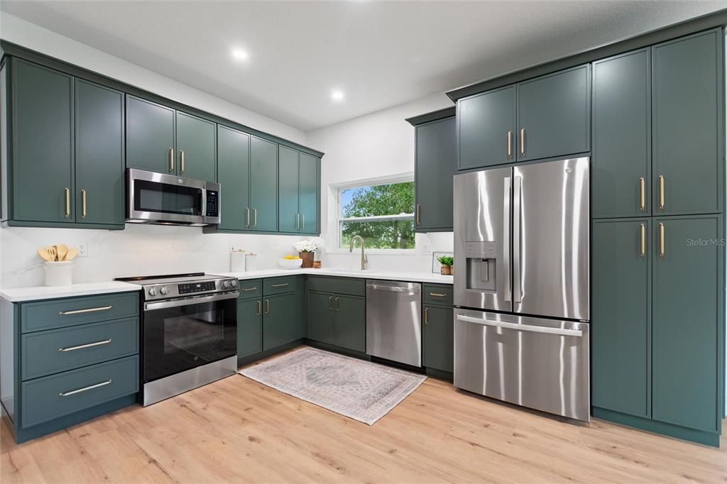 En Venta: $1,899,000 (5 camas, 3 baños, 3033 Pies cuadrados)