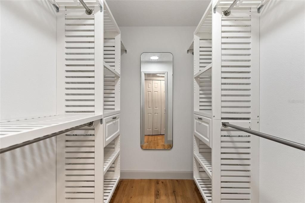 En Venta: $1,899,000 (5 camas, 3 baños, 3033 Pies cuadrados)