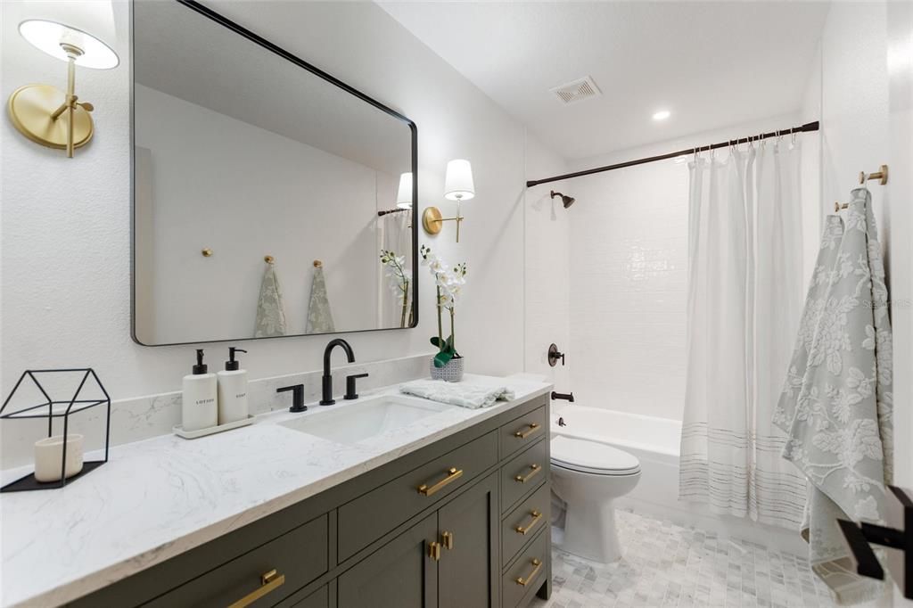 En Venta: $1,899,000 (5 camas, 3 baños, 3033 Pies cuadrados)