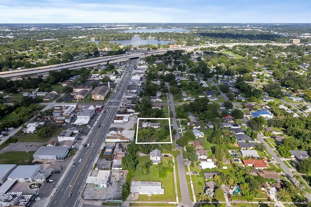 На продажу: $750,000 (0.45 acres)