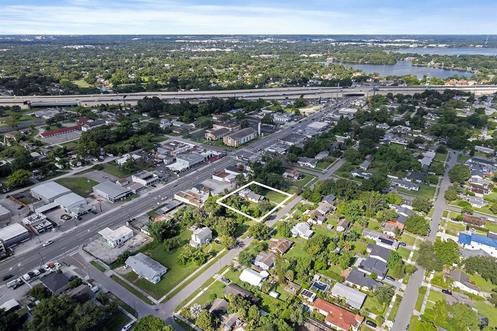 На продажу: $750,000 (0.45 acres)