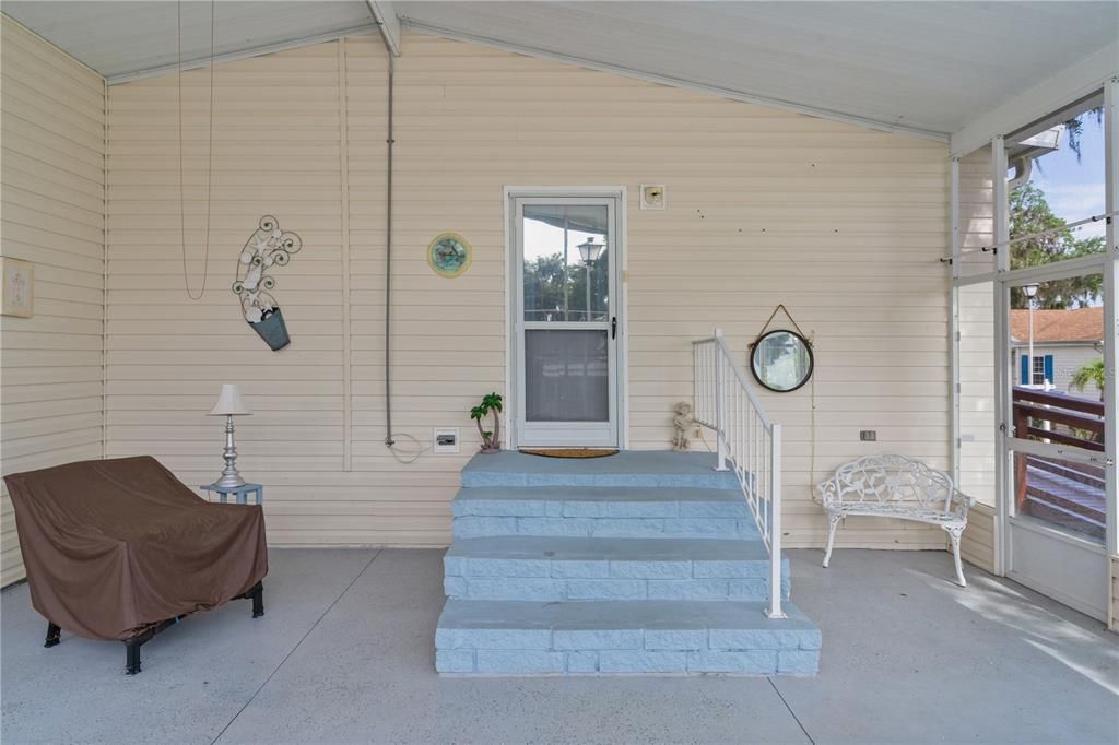 Active With Contract: $190,000 (3 beds, 2 baths, 1736 Square Feet)