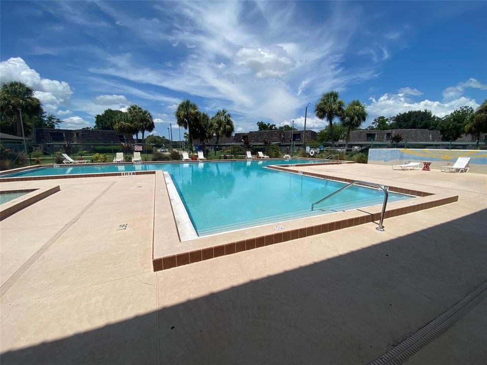 For Sale: $199,000 (2 beds, 2 baths, 1288 Square Feet)