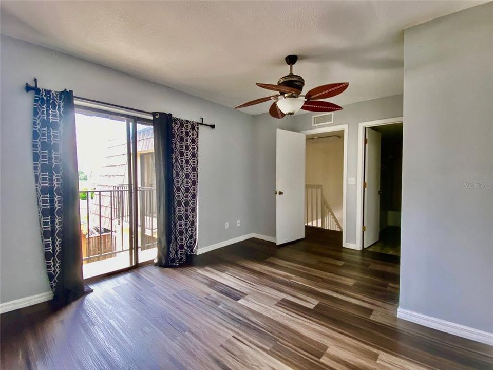 For Sale: $199,000 (2 beds, 2 baths, 1288 Square Feet)