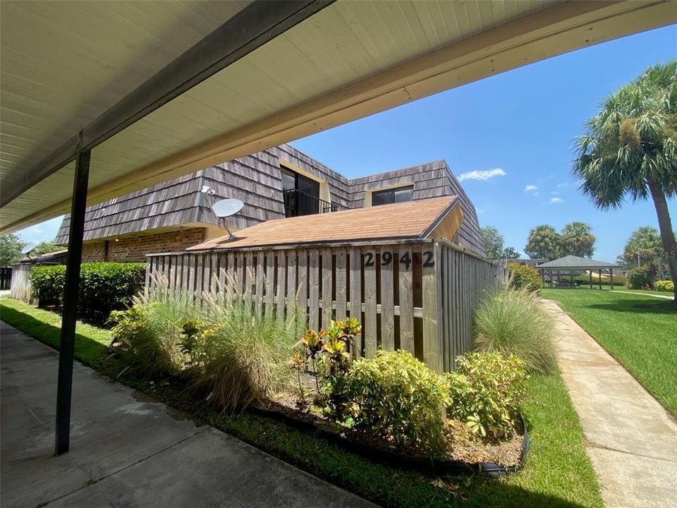 For Sale: $199,000 (2 beds, 2 baths, 1288 Square Feet)