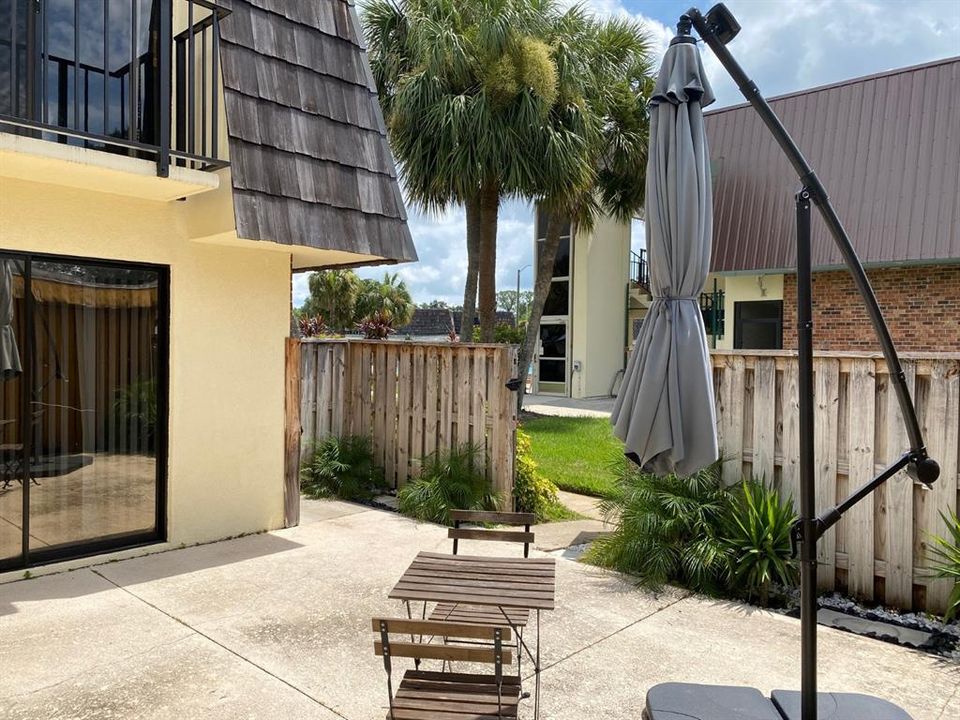 For Sale: $199,000 (2 beds, 2 baths, 1288 Square Feet)