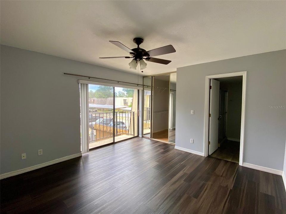 For Sale: $199,000 (2 beds, 2 baths, 1288 Square Feet)