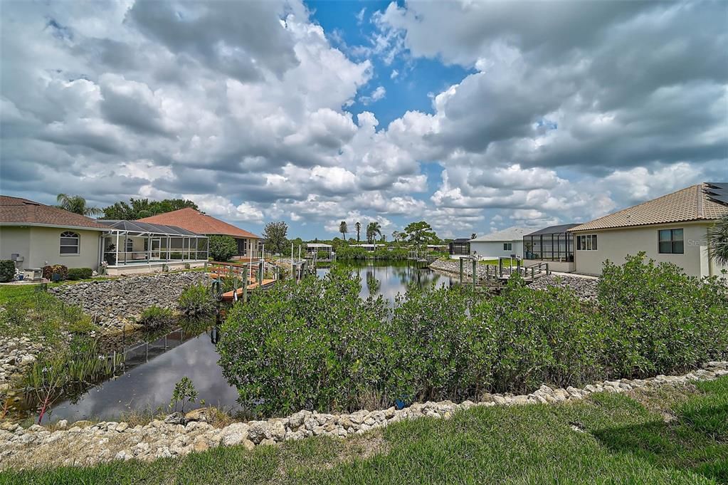 For Sale: $789,000 (3 beds, 2 baths, 2211 Square Feet)