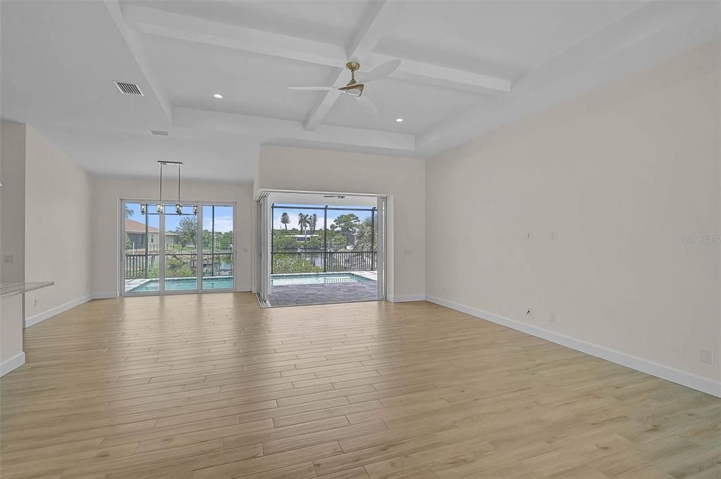 For Sale: $789,000 (3 beds, 2 baths, 2211 Square Feet)