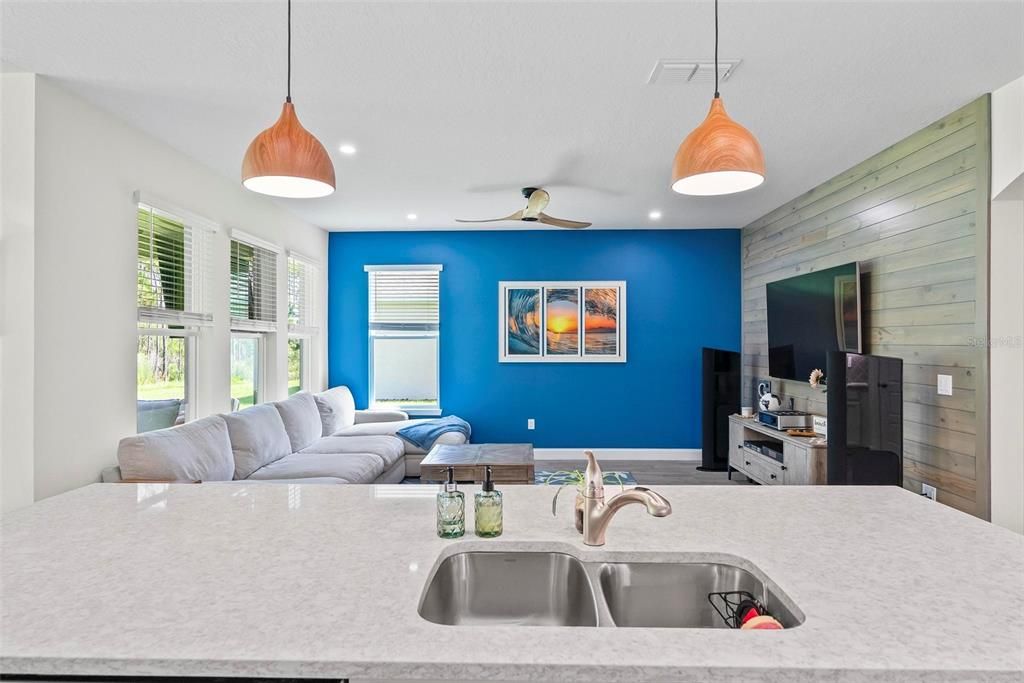 Active With Contract: $449,900 (4 beds, 3 baths, 2106 Square Feet)