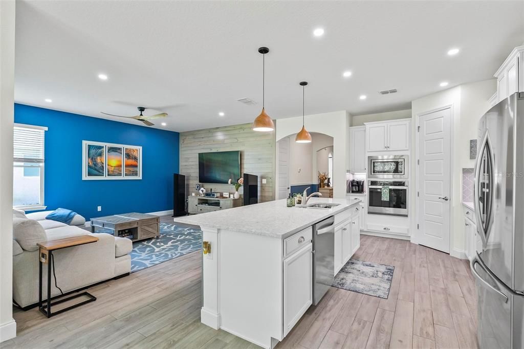 Active With Contract: $449,900 (4 beds, 3 baths, 2106 Square Feet)