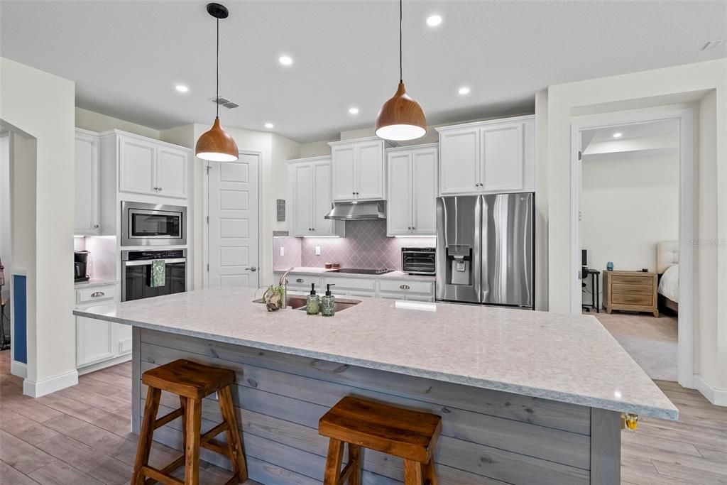 Active With Contract: $449,900 (4 beds, 3 baths, 2106 Square Feet)