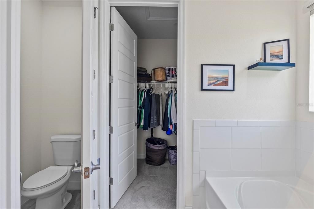 Active With Contract: $449,900 (4 beds, 3 baths, 2106 Square Feet)
