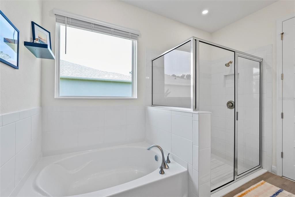 Active With Contract: $449,900 (4 beds, 3 baths, 2106 Square Feet)