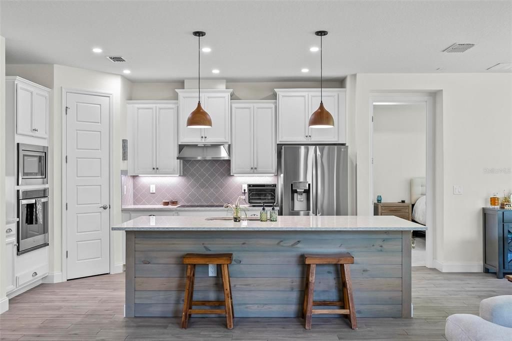 Active With Contract: $449,900 (4 beds, 3 baths, 2106 Square Feet)