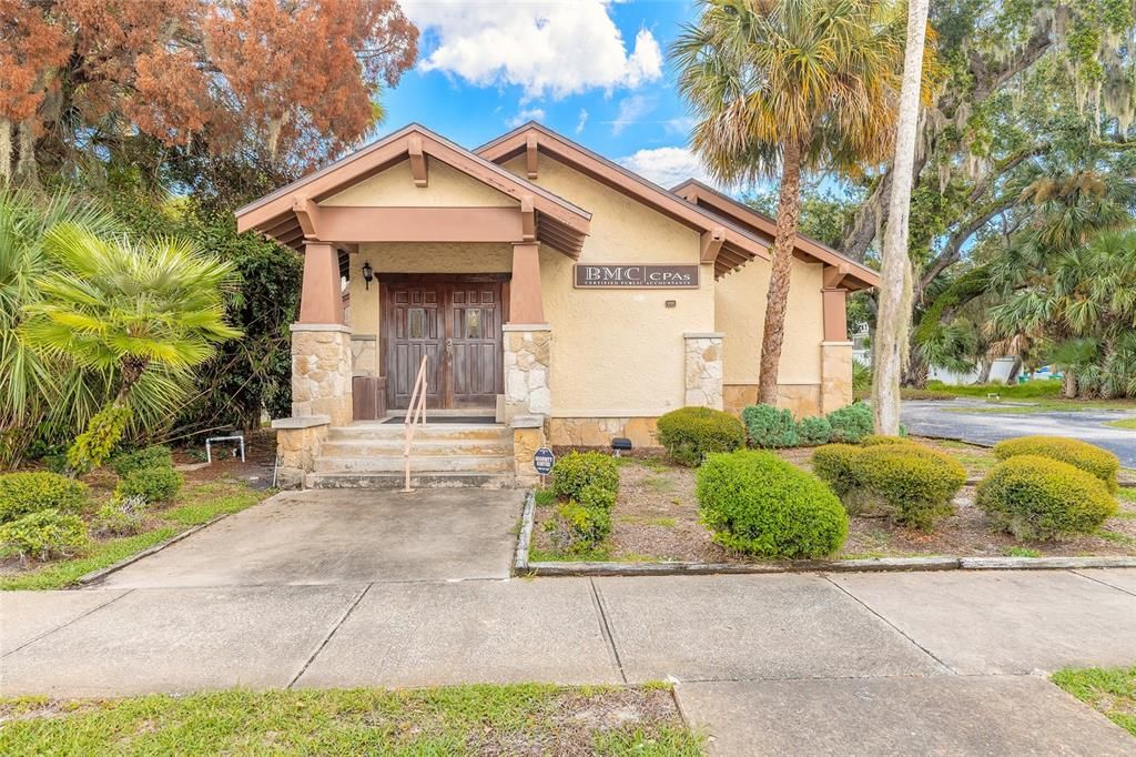 For Sale: $1,910,000 (0 beds, 0 baths, 6042 Square Feet)