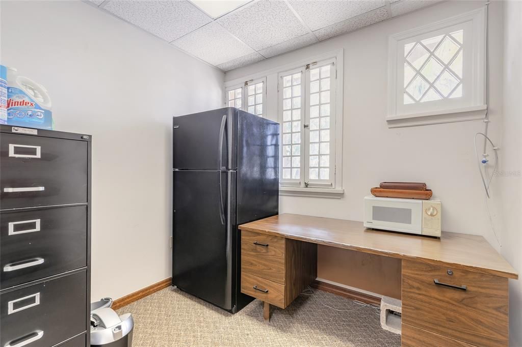 For Sale: $1,910,000 (0 beds, 0 baths, 6042 Square Feet)