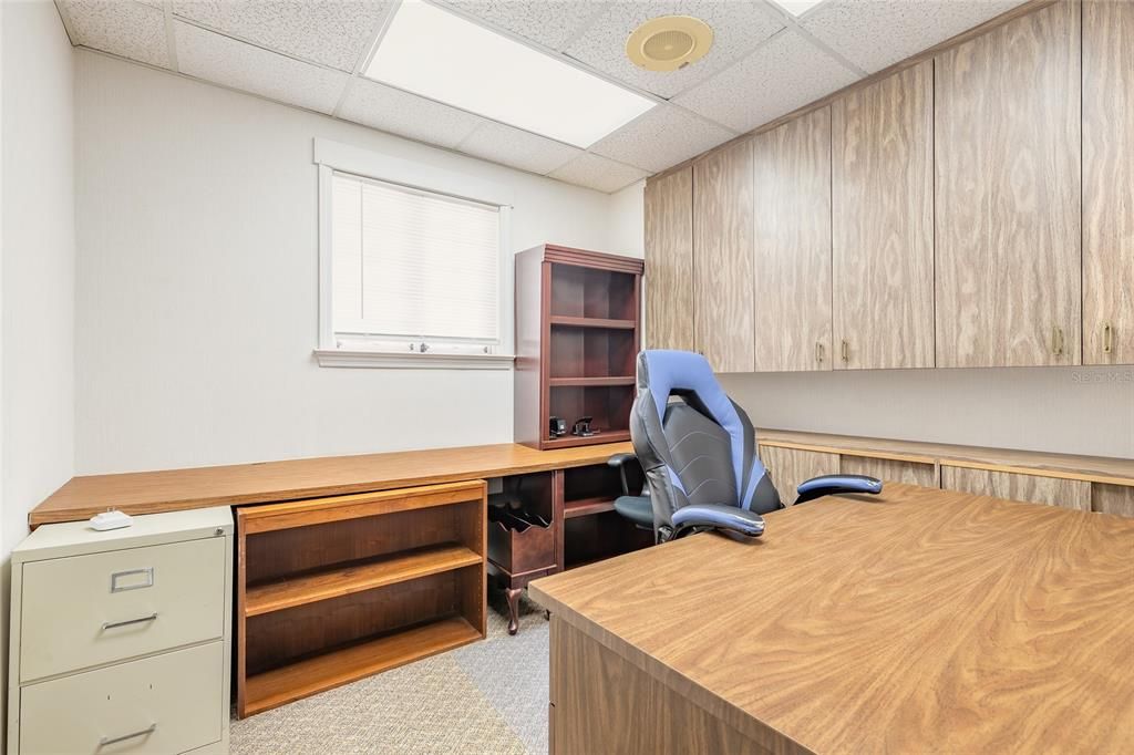 For Sale: $1,910,000 (0 beds, 0 baths, 6042 Square Feet)