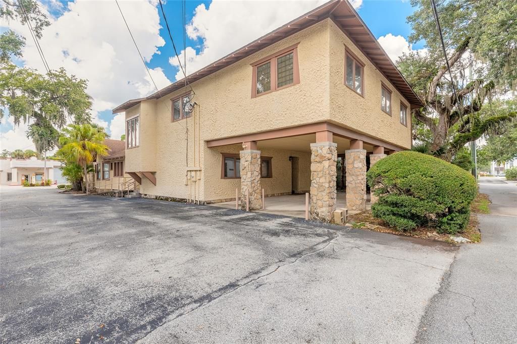 For Sale: $1,910,000 (0 beds, 0 baths, 6042 Square Feet)