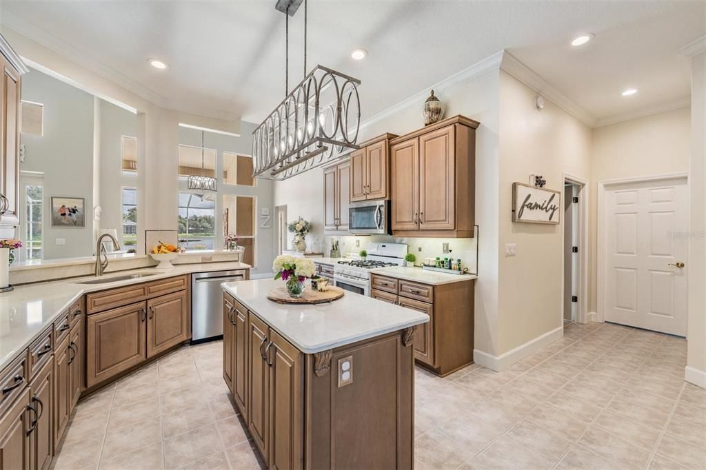 Active With Contract: $695,000 (4 beds, 4 baths, 3227 Square Feet)