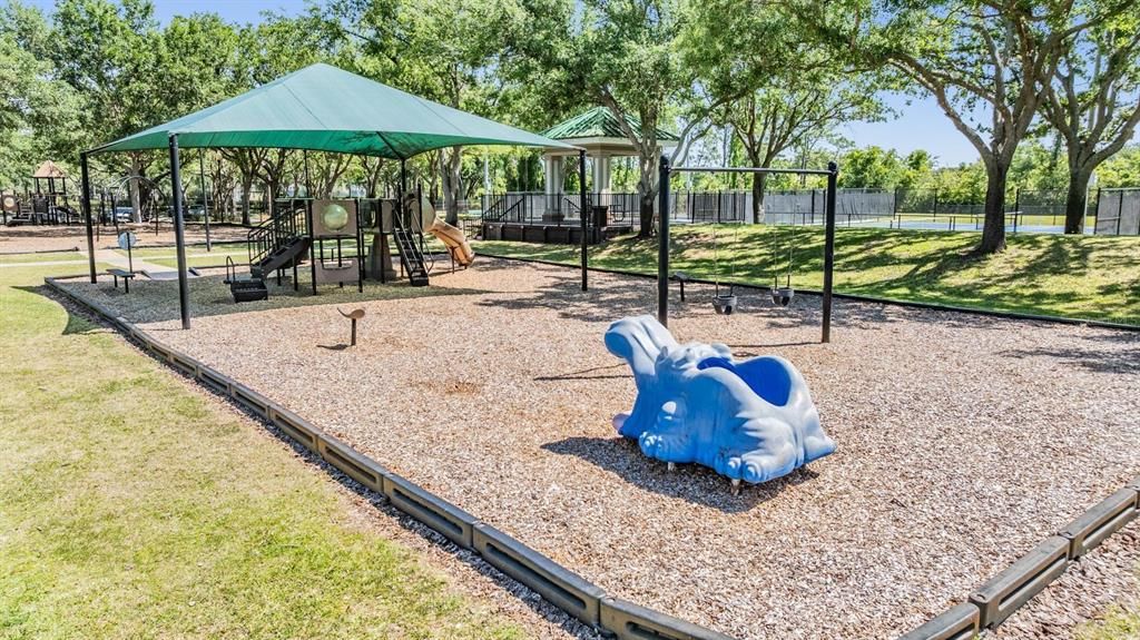 Active With Contract: $695,000 (4 beds, 4 baths, 3227 Square Feet)