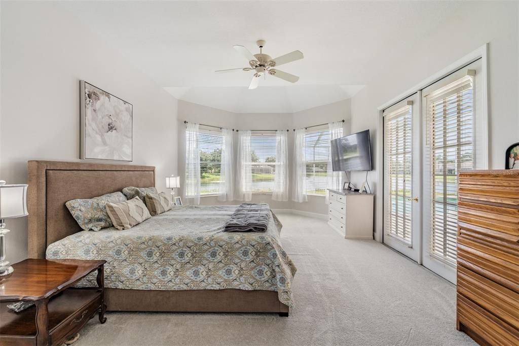 Active With Contract: $695,000 (4 beds, 4 baths, 3227 Square Feet)