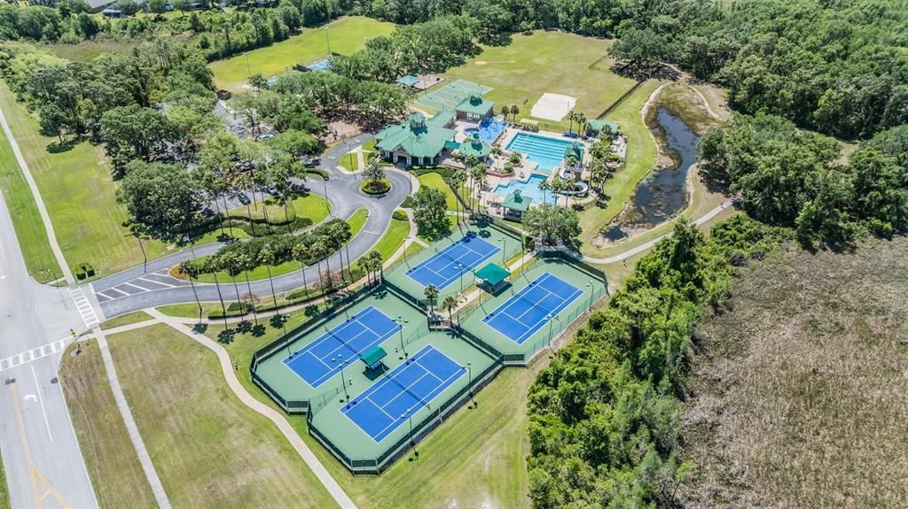 Active With Contract: $695,000 (4 beds, 4 baths, 3227 Square Feet)