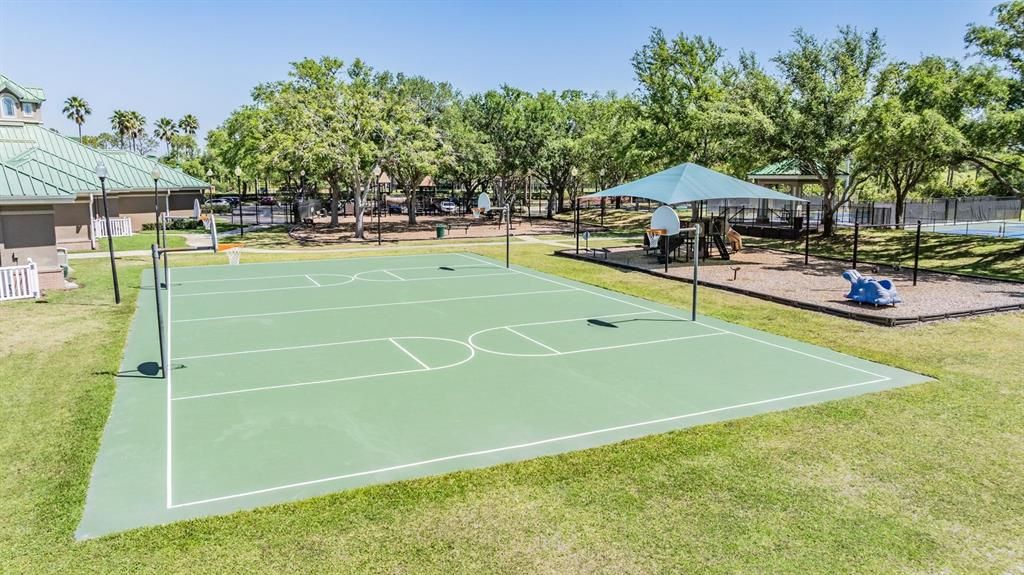 Active With Contract: $695,000 (4 beds, 4 baths, 3227 Square Feet)