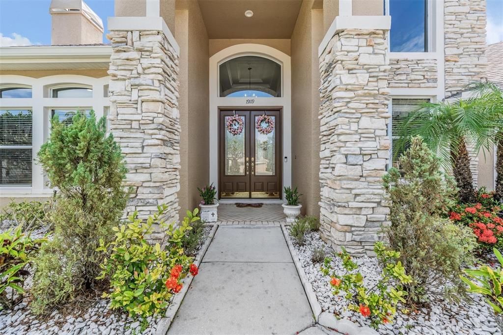 Active With Contract: $695,000 (4 beds, 4 baths, 3227 Square Feet)