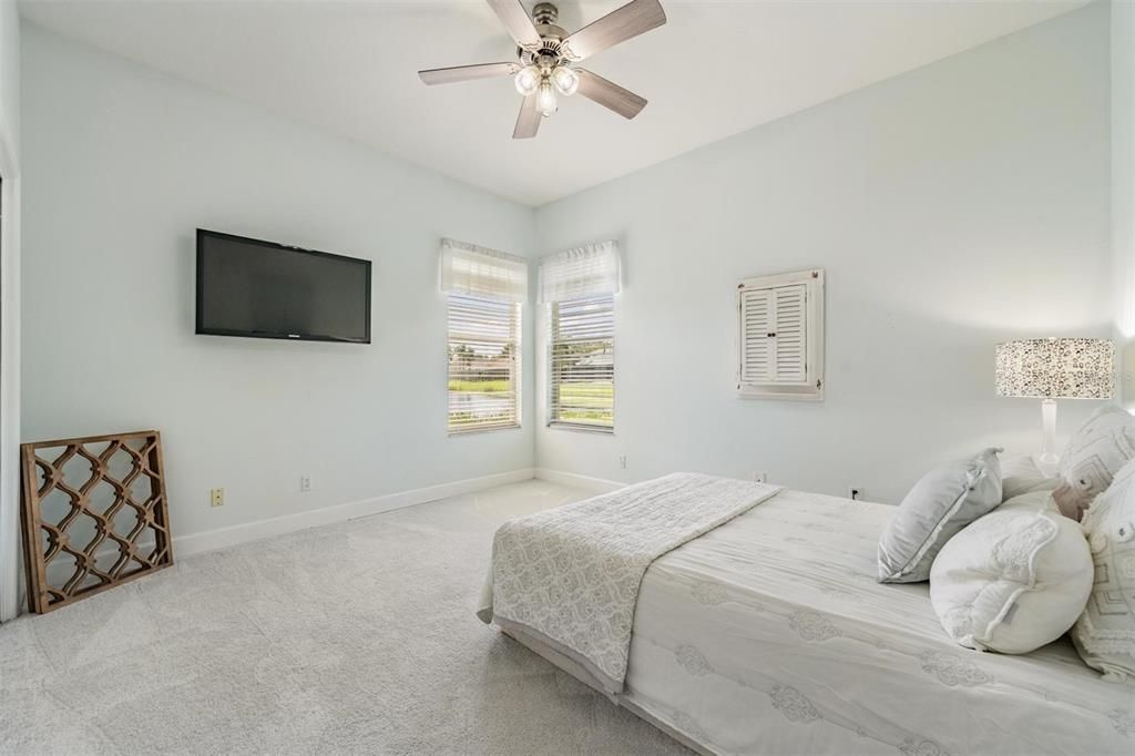 Active With Contract: $695,000 (4 beds, 4 baths, 3227 Square Feet)