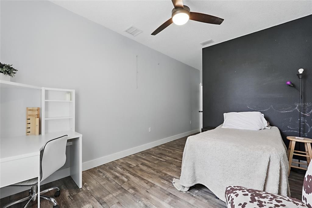 待售: $895,000 (6 贝兹, 3 浴室, 3188 平方英尺)