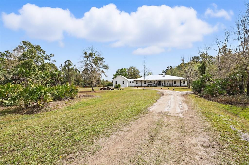 待售: $895,000 (6 贝兹, 3 浴室, 3188 平方英尺)