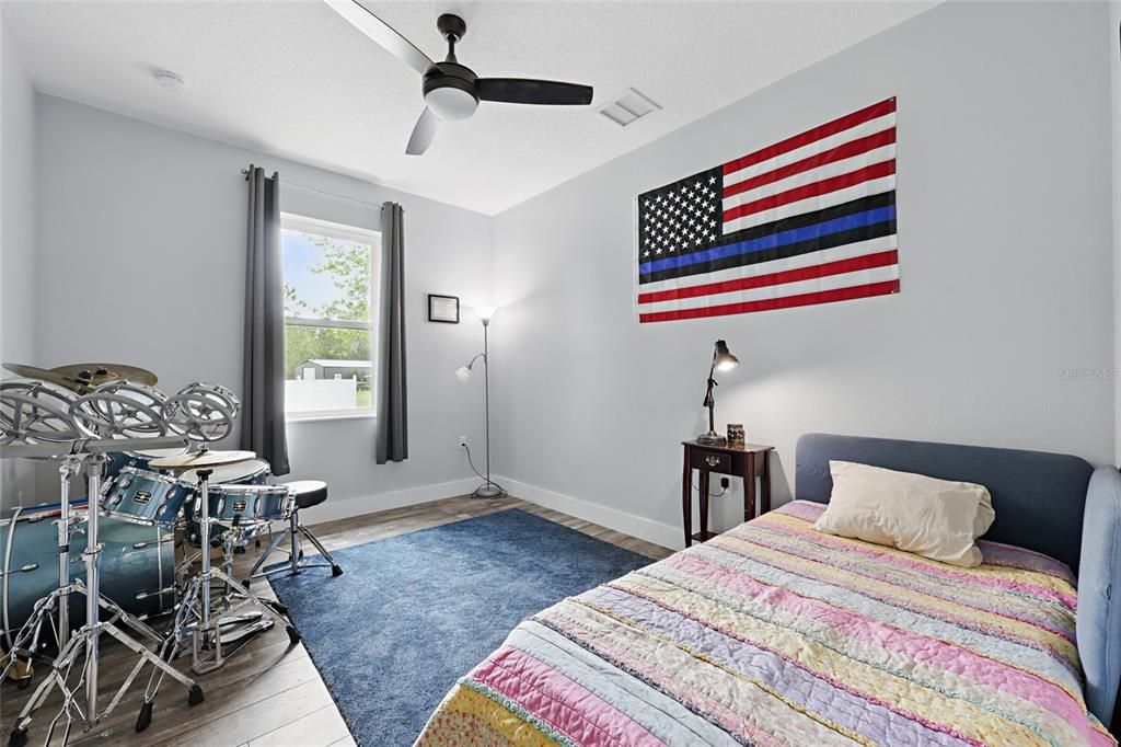 待售: $895,000 (6 贝兹, 3 浴室, 3188 平方英尺)