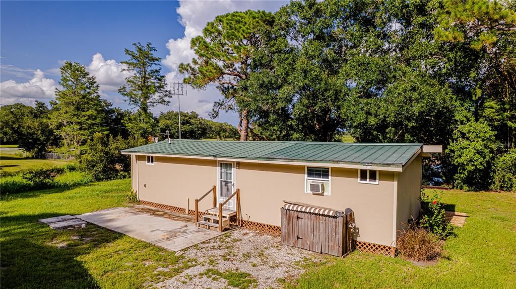 待售: $100,000 (1 贝兹, 1 浴室, 704 平方英尺)