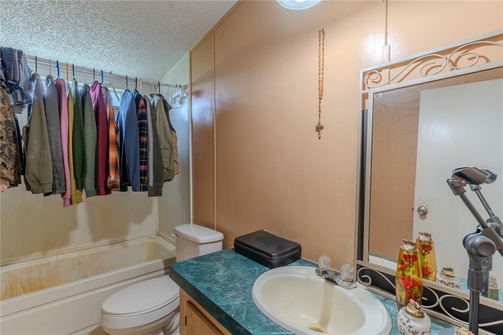 En Venta: $599,900 (6 camas, 4 baños, 2916 Pies cuadrados)