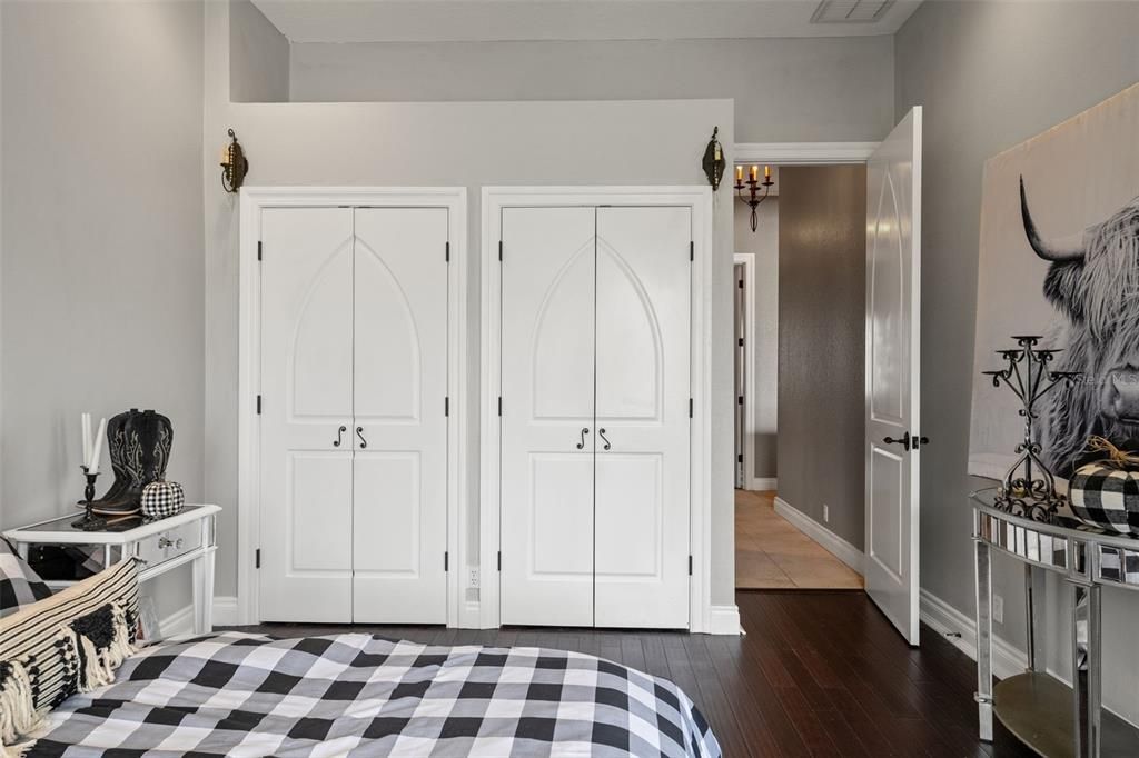 En Venta: $2,299,000 (6 camas, 5 baños, 6200 Pies cuadrados)