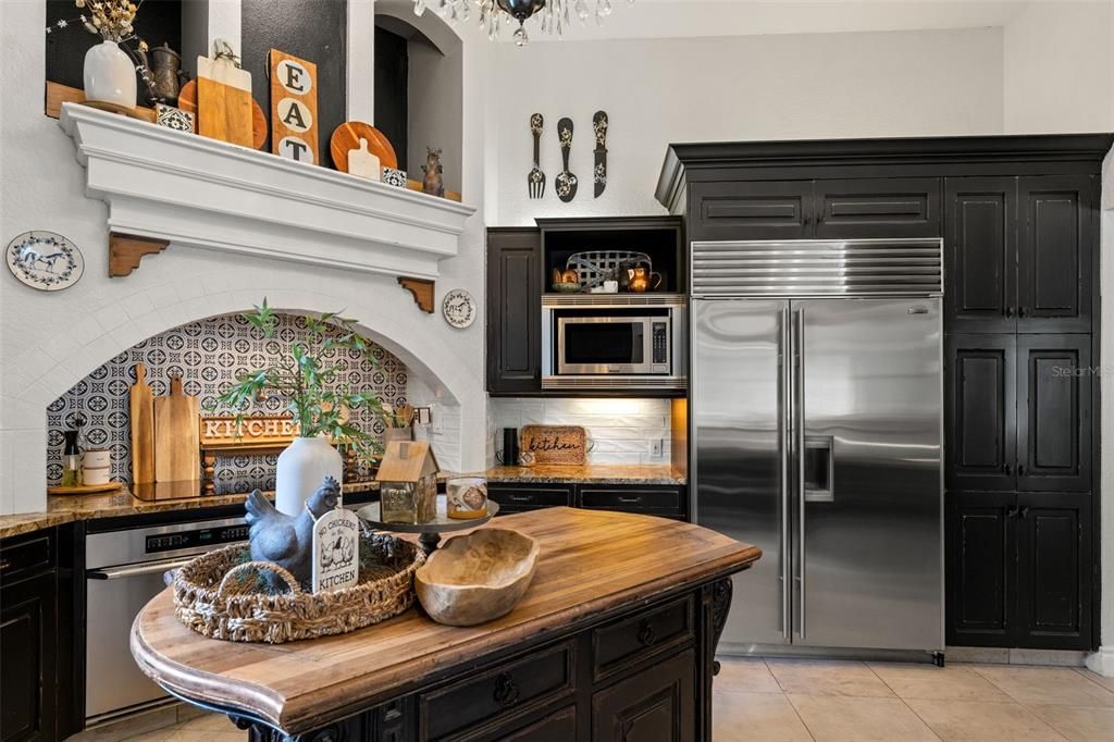 En Venta: $2,299,000 (6 camas, 5 baños, 6200 Pies cuadrados)